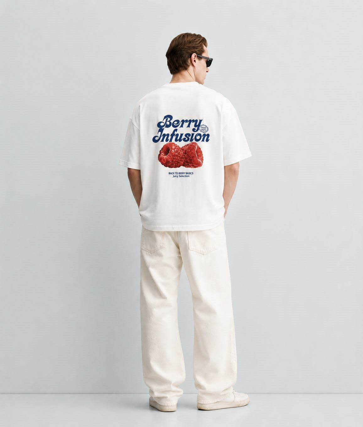 Berry Infusion Ahududu Baskılı Oversize Tişört - Beyaz